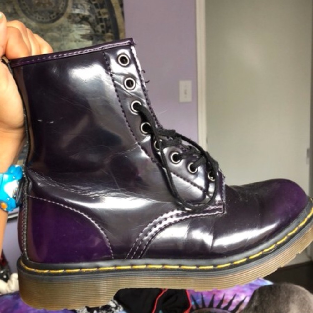 Vegan Purple Doc Martens / Dr Martens - Picture 2 of 4